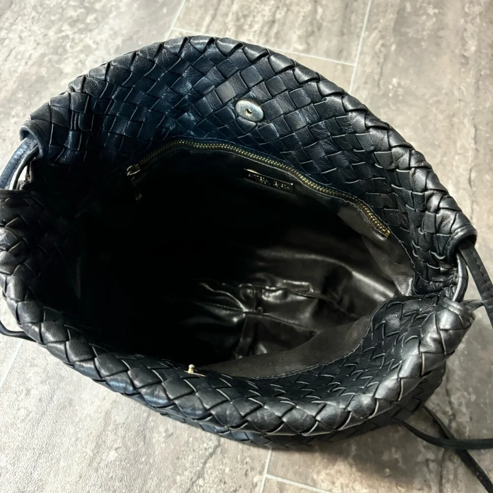 Vtg Bottega Veneta Intrecciato Drawstring Pouch Bag Blk Woven Leather Italy - Picture 10 of 16
